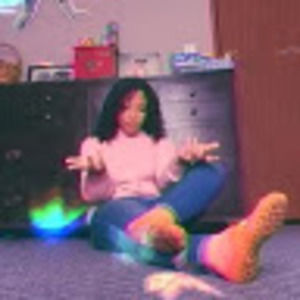 Meet your Posher, Maya